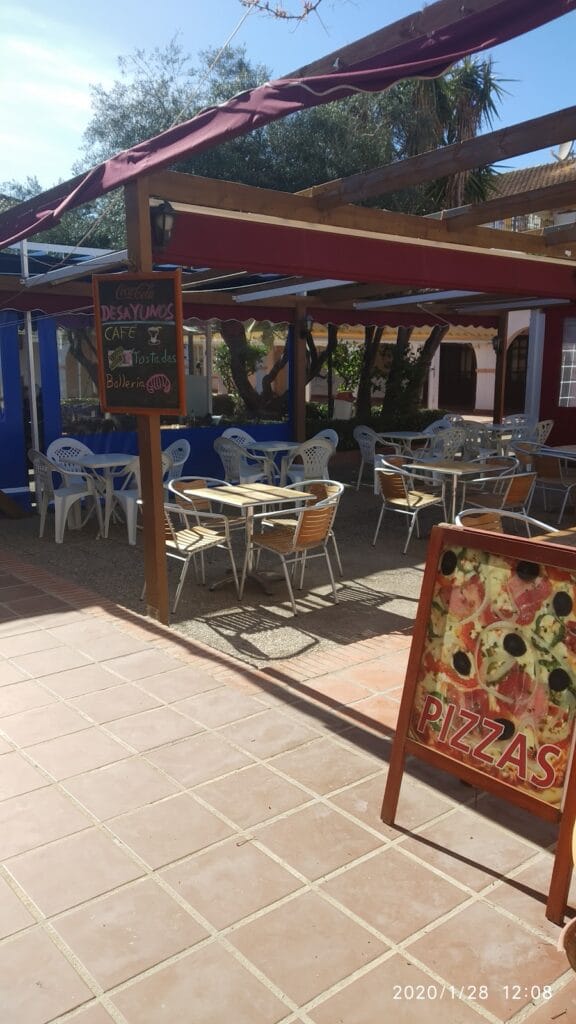 Cafetería Las Palmeras — Café/Copas en La Manga