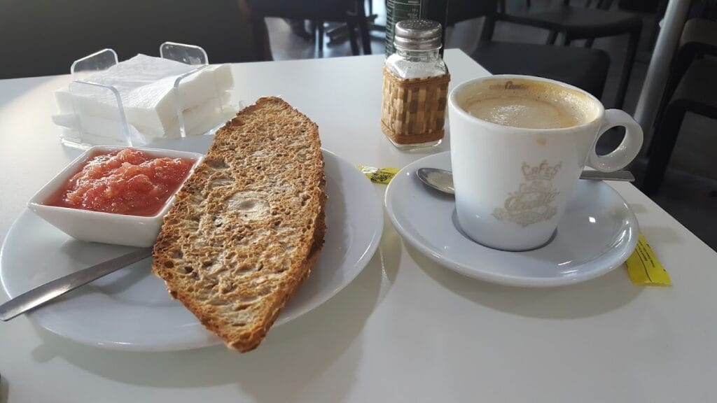 Cafetería Pedregal – Las Sirenas — Café/Copas en Cabo de Palos