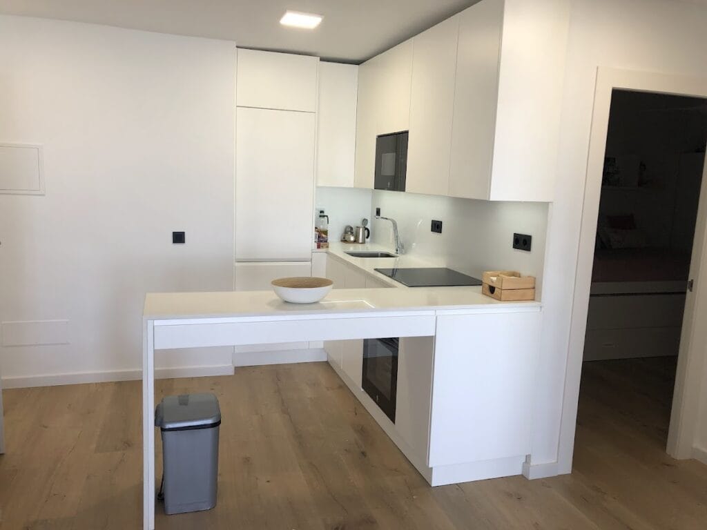 Carpintería Laura Egea — Servicios en Cabo de Palos