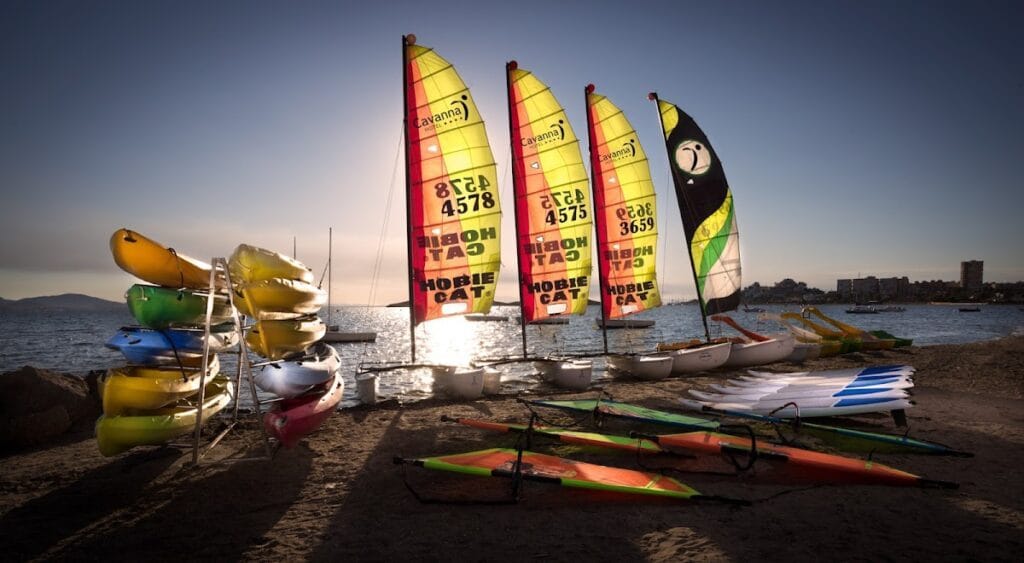 Cavanna Wind, Escuela de Vela — Barcos en La Manga