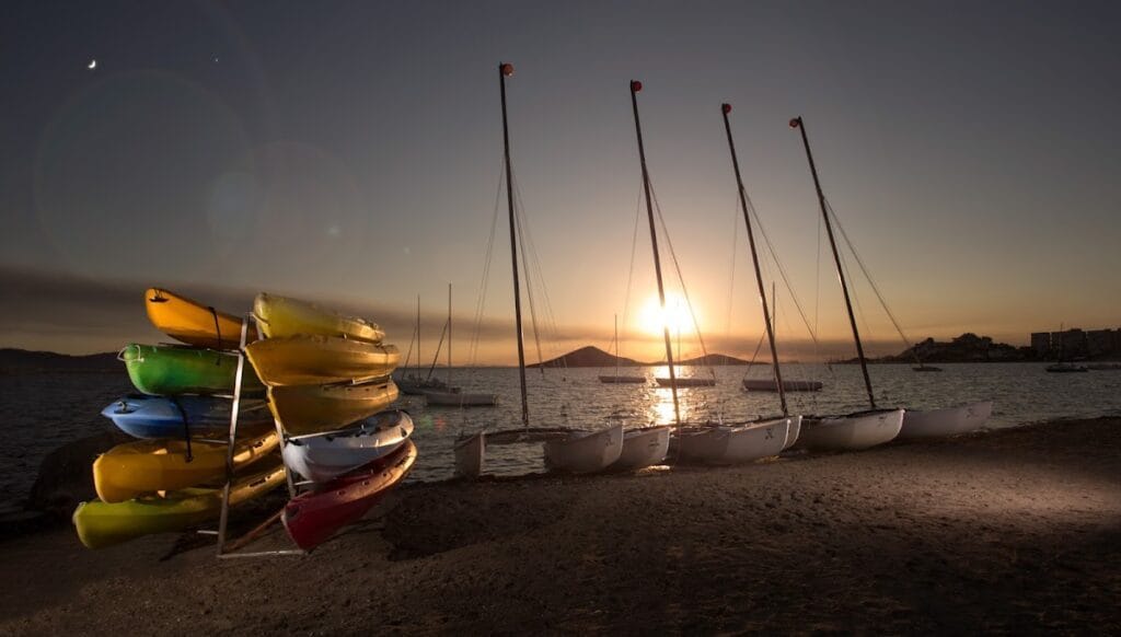 Cavanna Wind, Escuela de Vela — Barcos en La Manga
