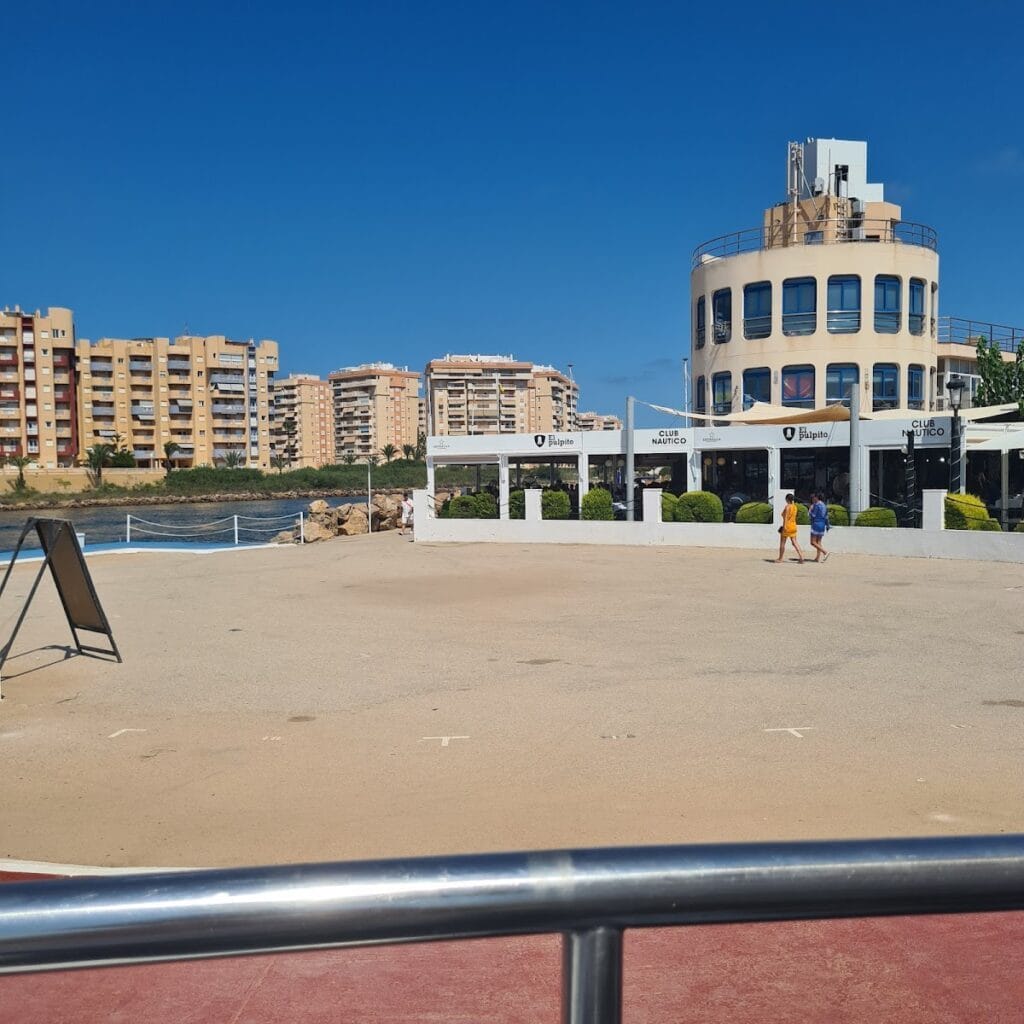 Club Náutico Puerto Tomás Maestre — Barcos en La Manga