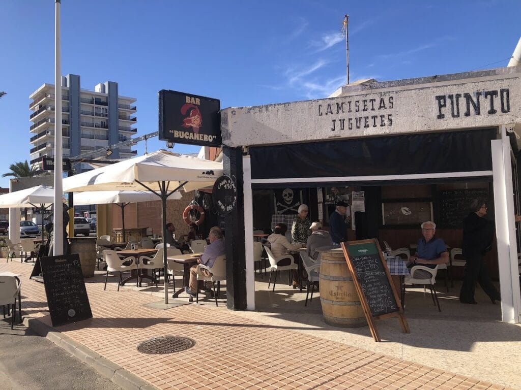 El Club del Bucanero - Café/Copas en La Manga del Mar Menor