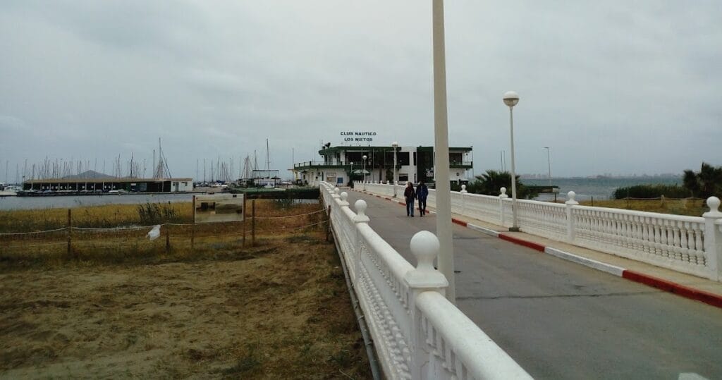 Escuela de vela Club Náutico Los Nietos — Barcos en La Manga Club