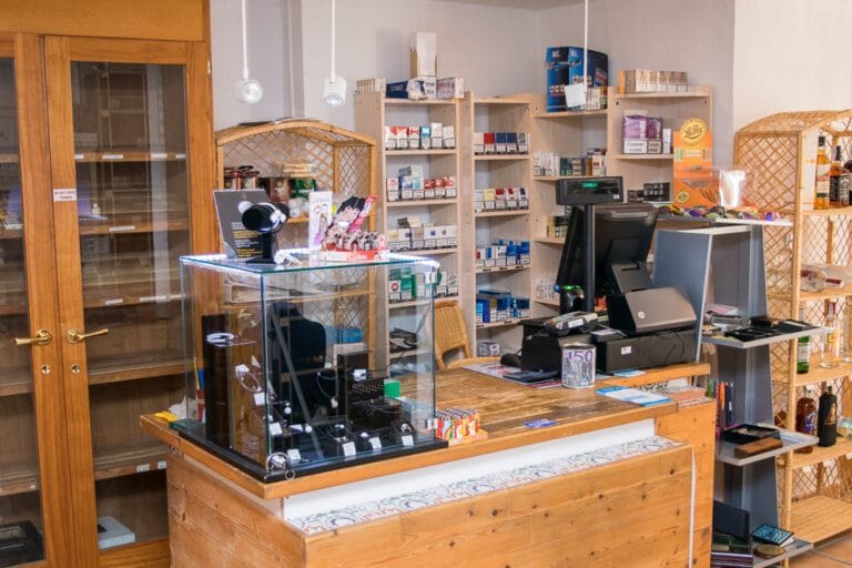 Estanco La Manga Club — Comercios en La Manga Club