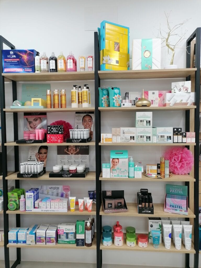 Farmacia Miriam Maldonado Arcas — Salud & Belleza en La Manga
