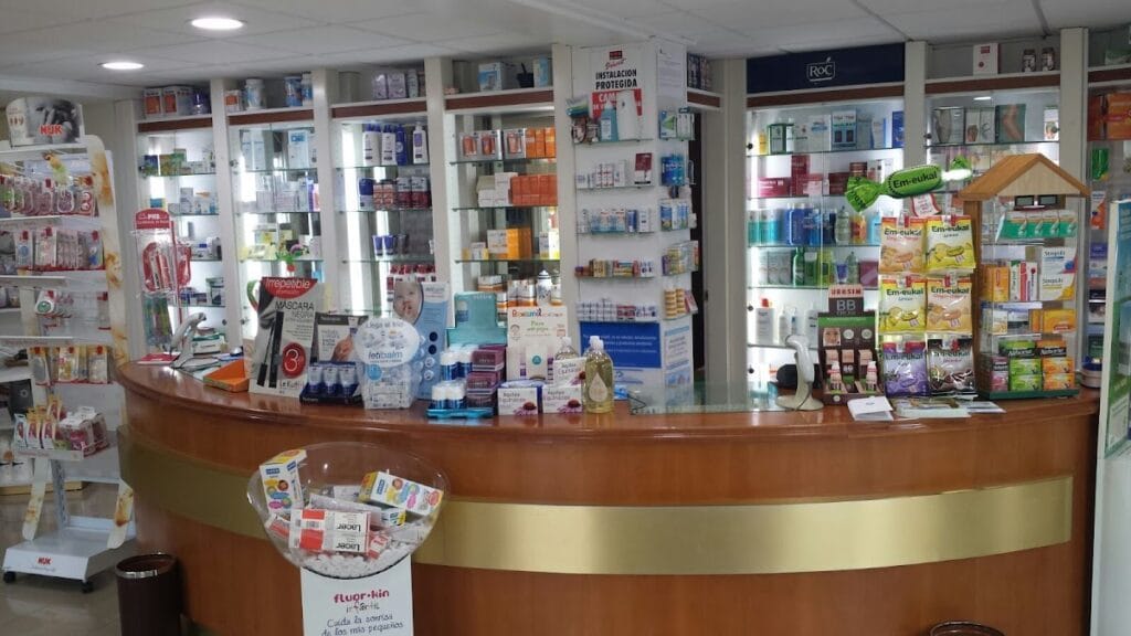 Farmacia Plaza Bohemia — Salud & Belleza en La Manga