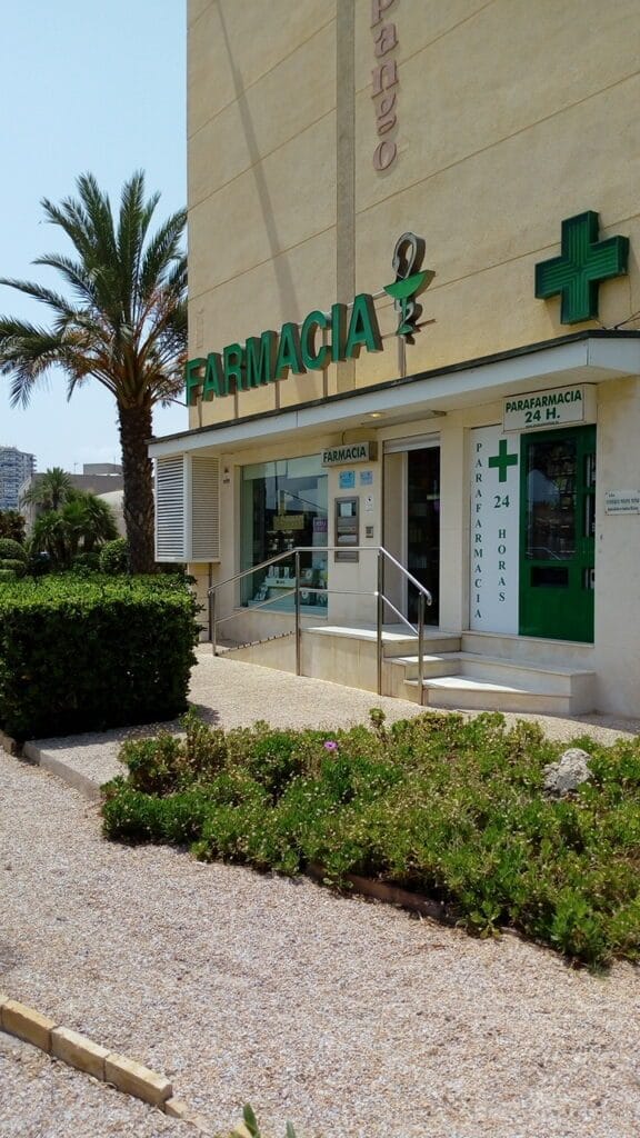 Farmacia Plaza Bohemia — Salud & Belleza en La Manga