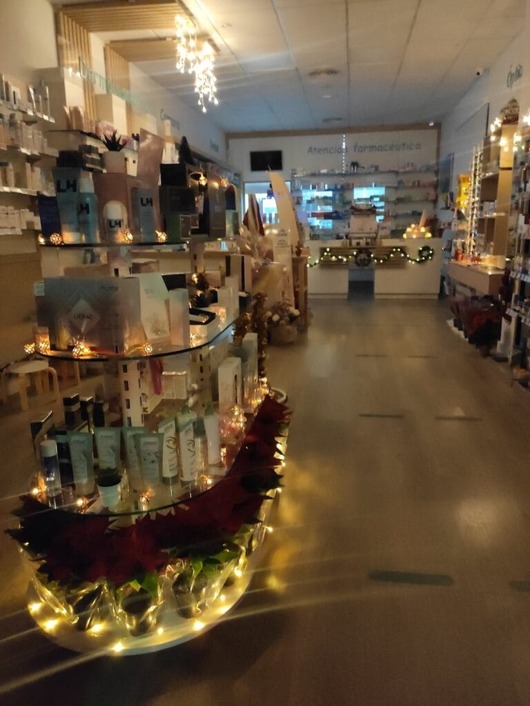 Farmacia Veneziola – Miguel Crespo Espejo — Salud & Belleza en La Manga