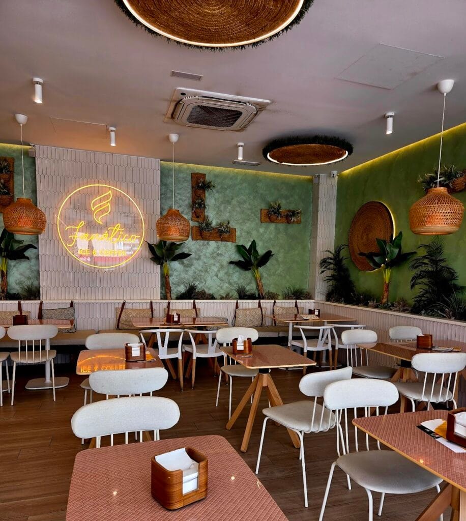 Ice Fanático — Café/Copas en La Manga