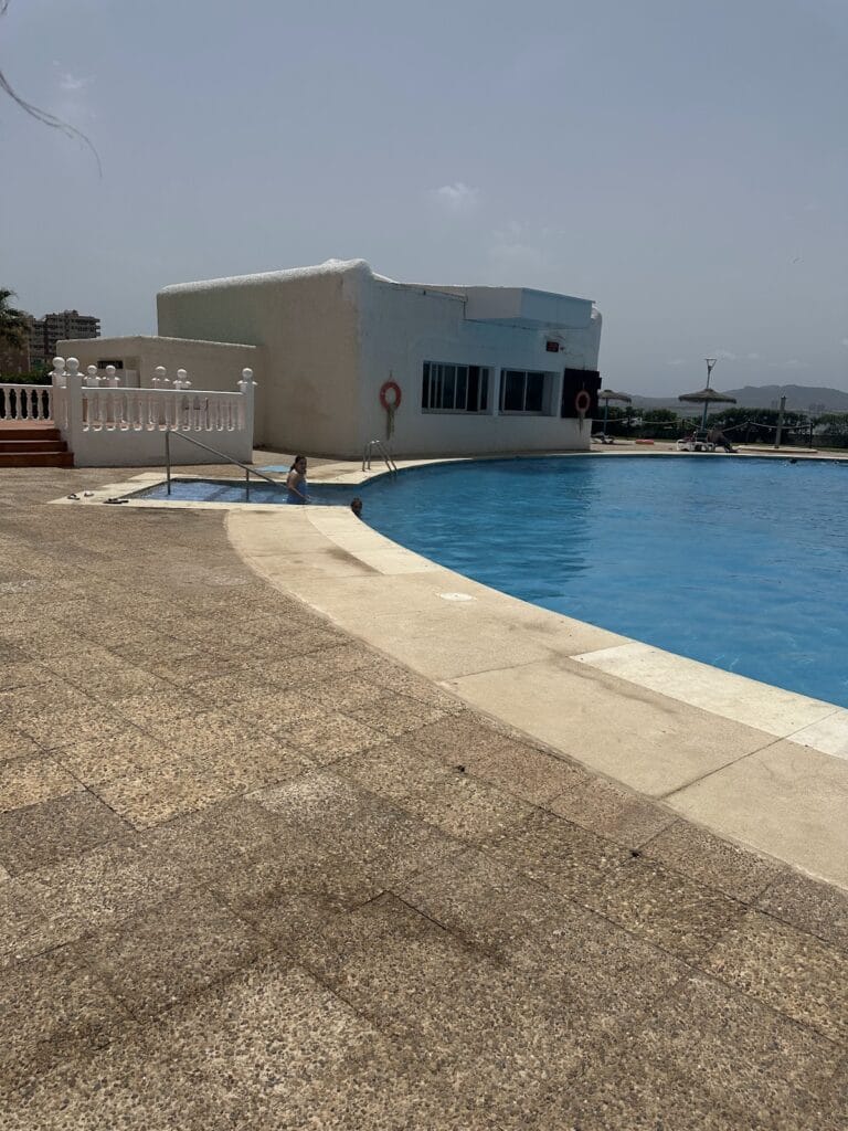 Jimmys Bar — Café/Copas en La Manga