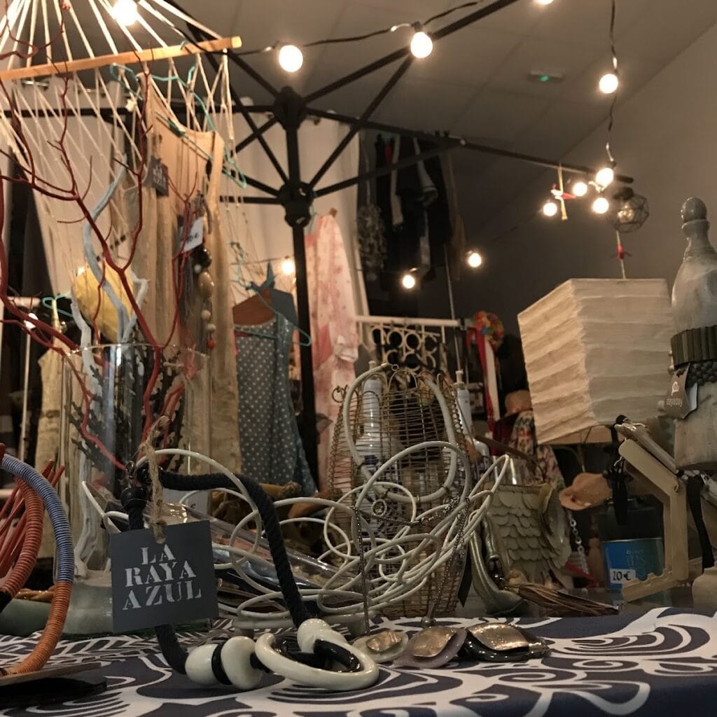 La Raya Azul — Comercios en Cabo de Palos