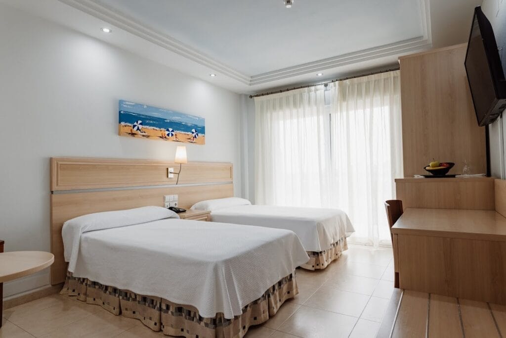 Las Gaviotas Hotel — Alojamientos en Cabo de Palos