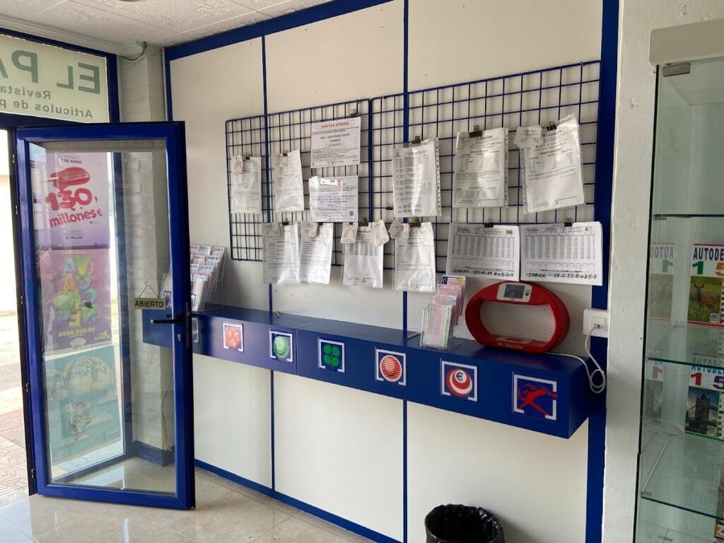 Loterías Cabo de Palos — Comercios en Cabo de Palos