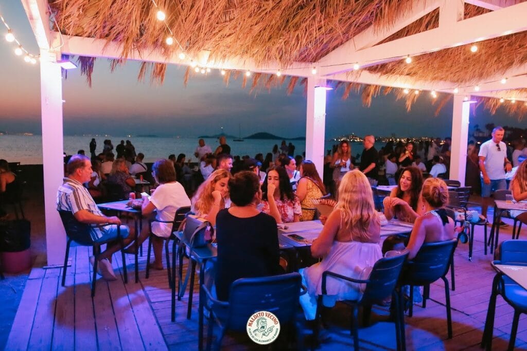 Maldito Vecino - Café/Copas en La Manga del Mar Menor