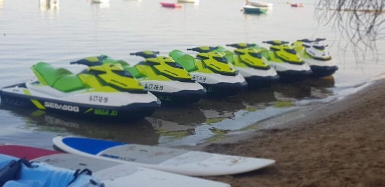 Maleni Jet Alquiler Motos Acuáticas — Barcos en La Manga Club