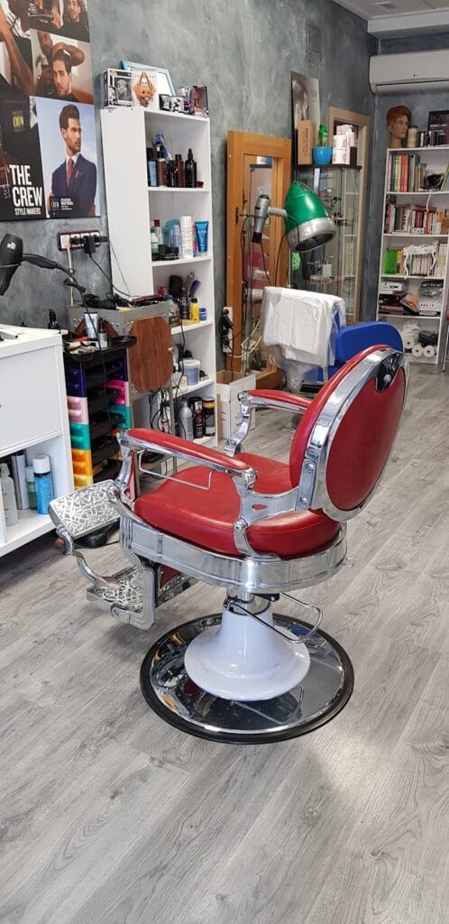 Messeguer Barber Shop — Salud & Belleza en La Manga Club