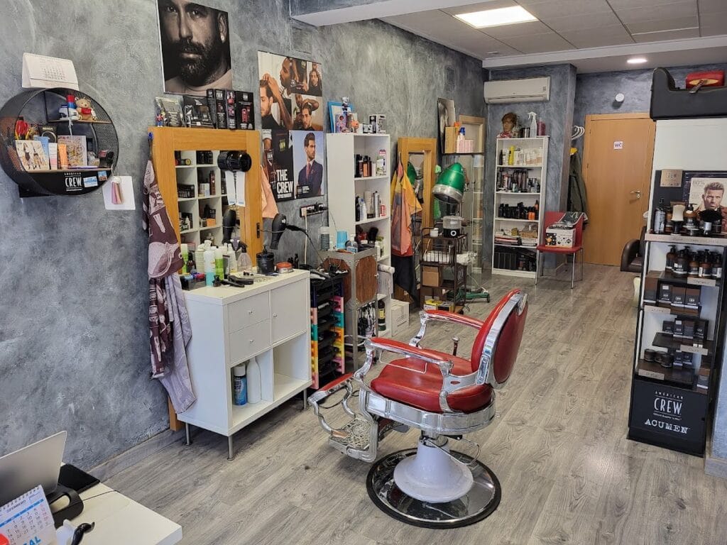 Messeguer Barber Shop — Salud & Belleza en La Manga Club