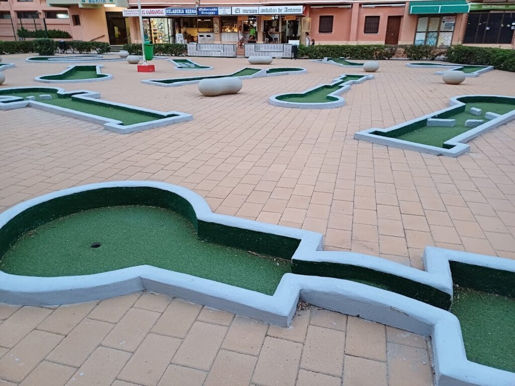 Mini Golf — Qué visitar en La Manga