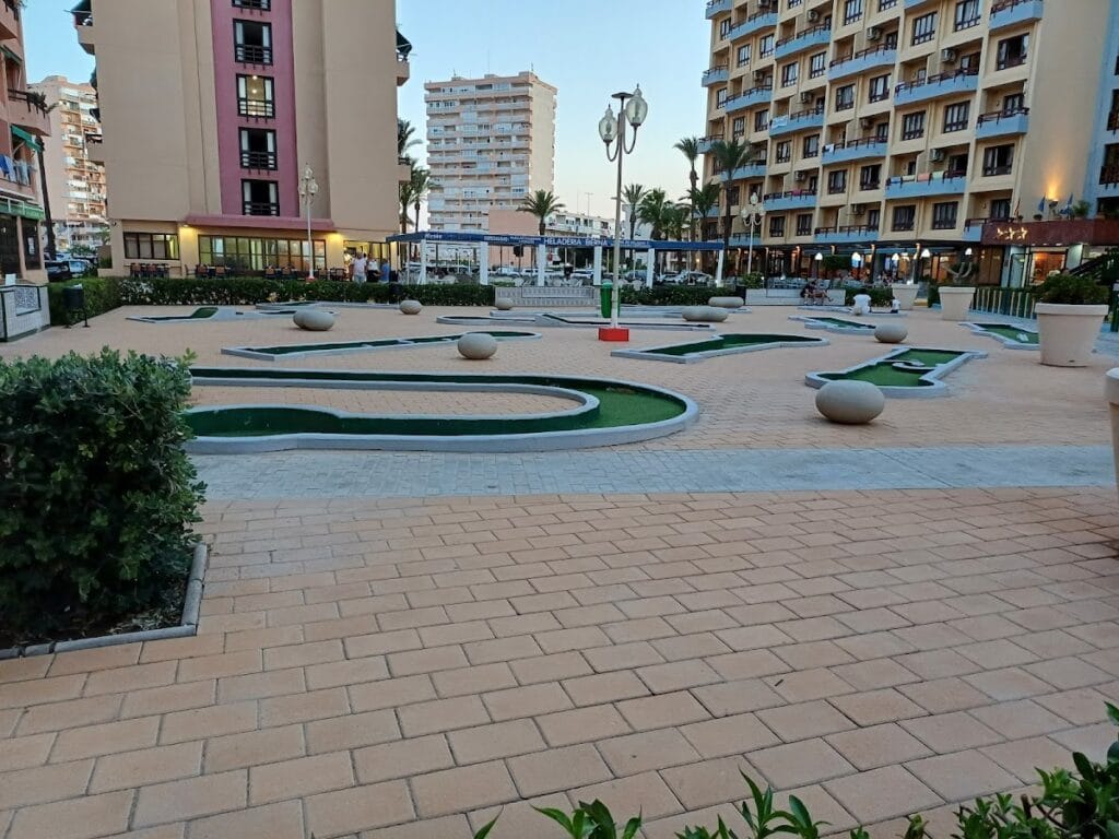 Mini Golf — Qué visitar en La Manga