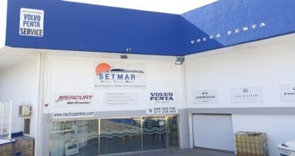 Fachada de Náutica Setmar en Cabo de Palos, concesionario oficial Volvo Penta y Mercury con servicio técnico marino