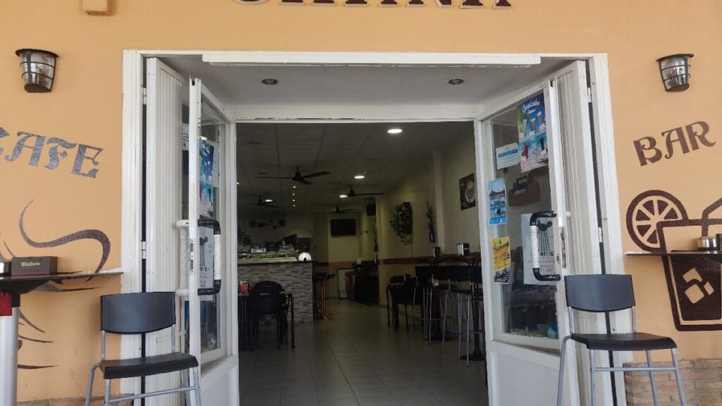 Ohana Cafetería - Café/Copas en La Manga del Mar Menor