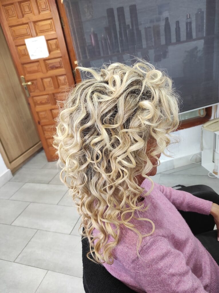 Peluquería de autor Tania Petra — Salud & Belleza en La Manga