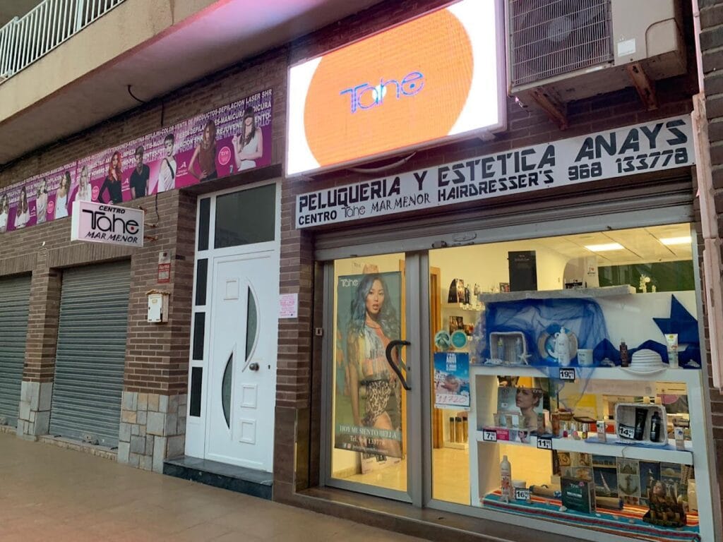 Peluqueria y Estetica Anays — Salud & Belleza en La Manga Club