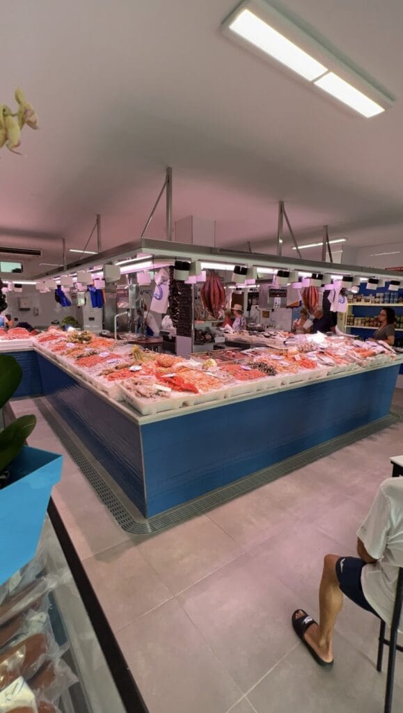Pescaderia La Caracola LA MANGA — Comercios en La Manga