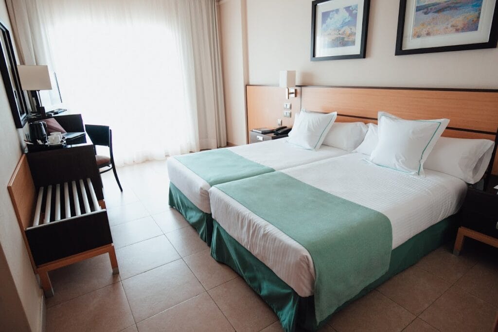 Poseidon La Manga Hotel & Spa – Diseñado para Adultos — Alojamientos en La Manga