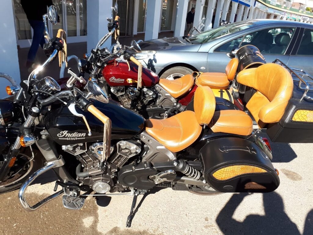 Sede cosmopolitans asociación mototurística La Manga — Comercios en La Manga Club