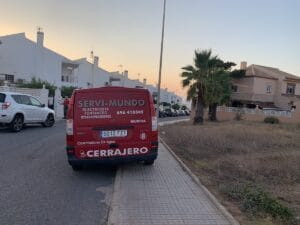 SERVI-MUNDO Cerrajero