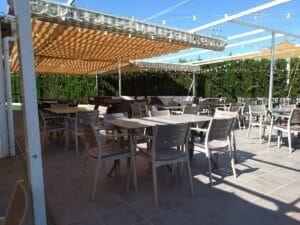 Si Bar & Restaurant