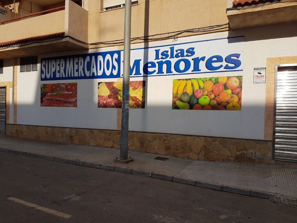 Supermercado Islas Menores — Comercios en La Manga Club