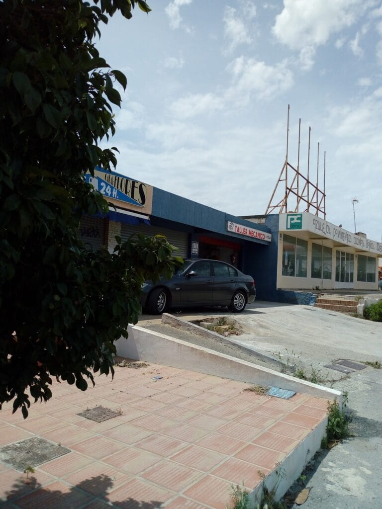 Taller Francisco Javier Esteban — Servicios en Cabo de Palos