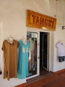Tangri moda y complementos