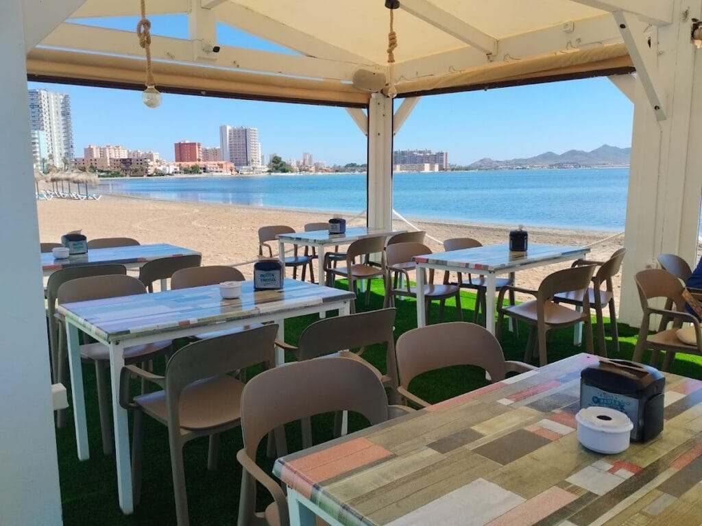 Umai Beach - Café/Copas en La Manga del Mar Menor