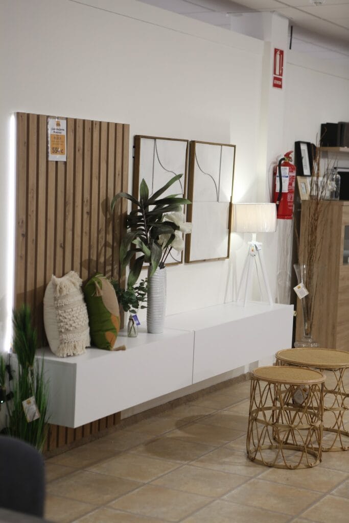 Veta Muebles Cartagena — Comercios en La Manga Club